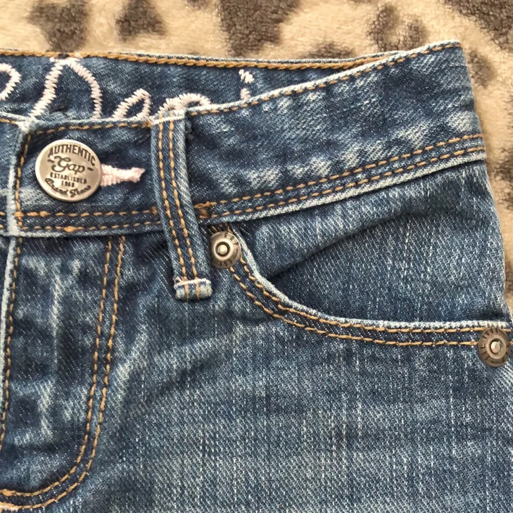 GAP euc worn